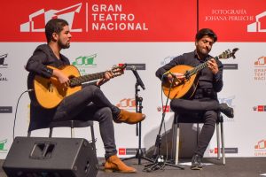 [CLUB DE JÓVENES CRÍTICOS] Tocar Fado con el alma