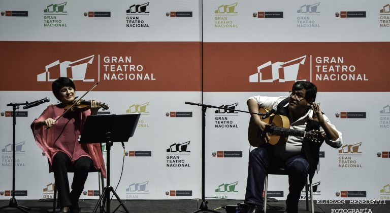 [CLUB DE JÓVENES CRÍTICOS] «Qué lisura es no escuchar música peruana»
